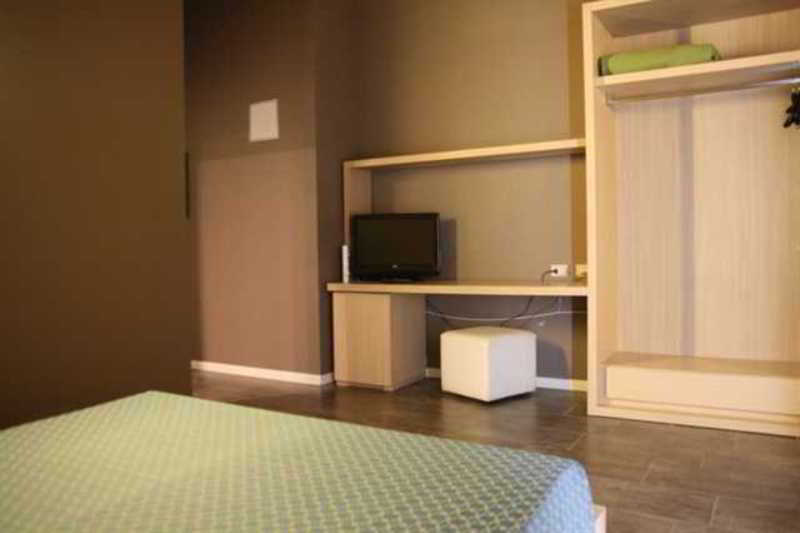 Hotel Loft Manerbio Bagian luar foto
